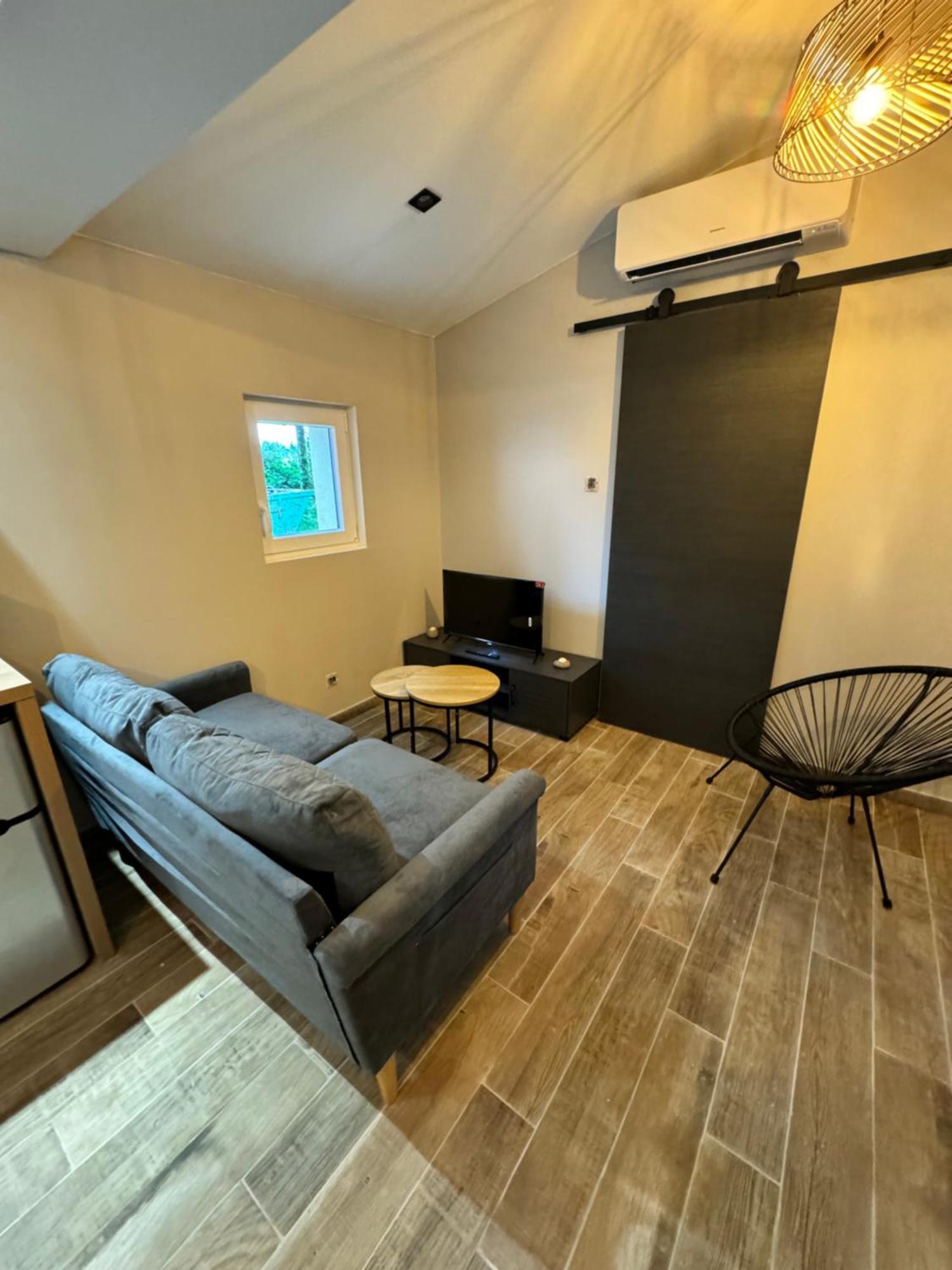 Mazet En Campagne Apartment Arles Ngoại thất bức ảnh